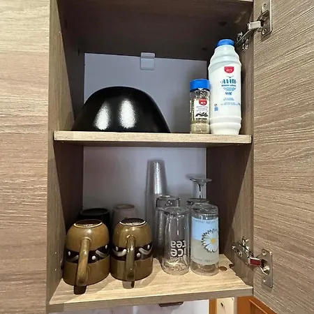 Apartamento Ano Poli 1 *